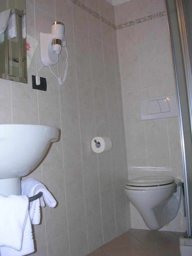 Albergo Badellino Bra Oda fotoğraf